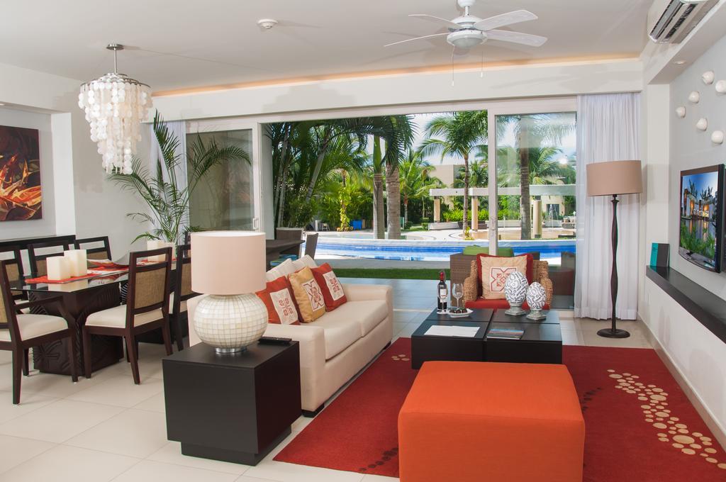 Marival Distinct Luxury Residences & World Spa All Inclusive Nuevo Vallarta Exterior photo